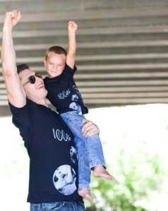 090413_TheMatchingDots_KnockOutTees_01