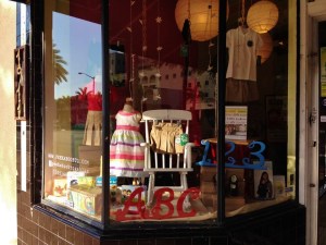 080714_CRTPost_Peek-a-Boo_storefront