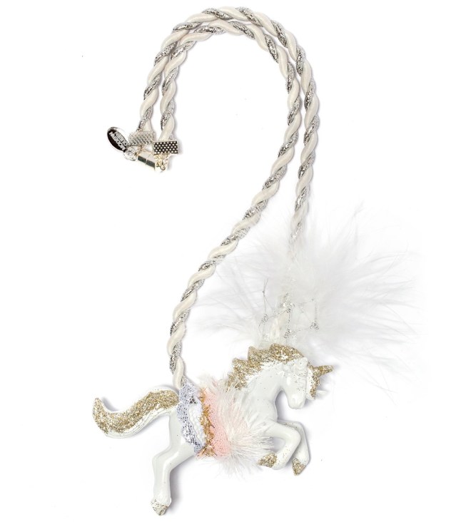 012517_crt_raineyscloset_01